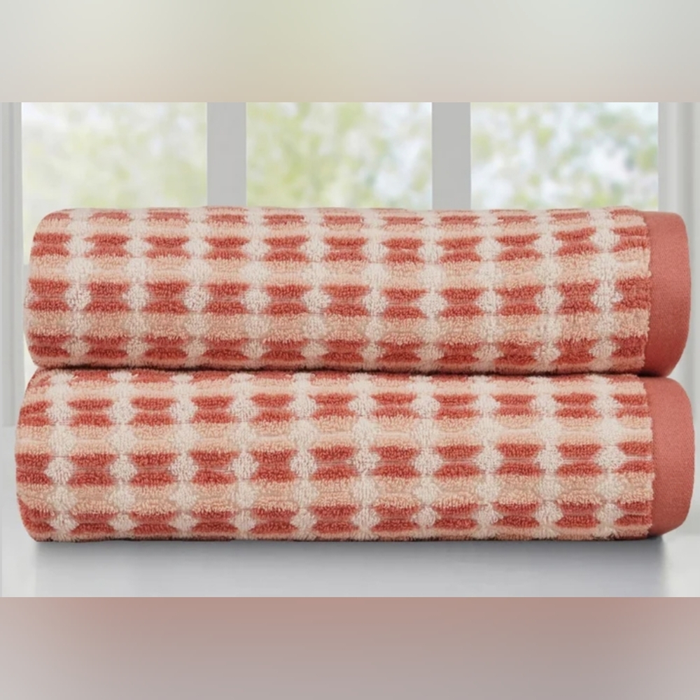 New!! Striped Bath Towel, 2-pack 30” W x 58” L 100% Cotton Red Color 600 GSM NWT